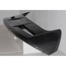 Carica l'immagine nel visualizzatore di Gallery, Alettone Ford Fiesta MK7 2009-2016 Carbonio