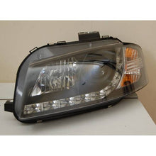 Carica l'immagine nel visualizzatore di Gallery, Fari Anteriori Day Light Audi A3 8P 03-08