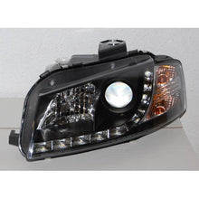 Carica l'immagine nel visualizzatore di Gallery, Fari Anteriori Day Light Audi A3 8P 03-08