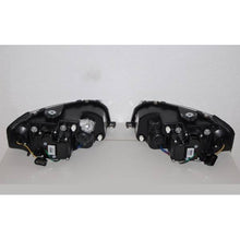Carica l'immagine nel visualizzatore di Gallery, Fari Anteriori Day Light Audi A3 8P 03-08