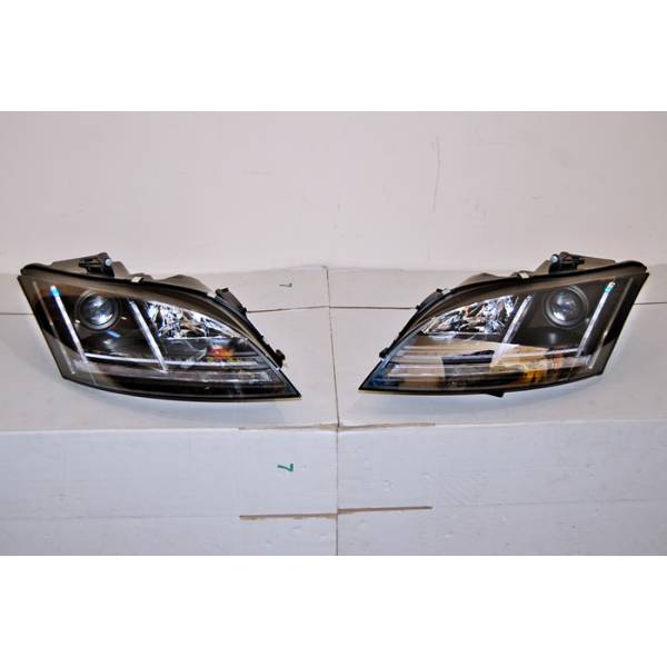 Fari Anteriori Day Light Audi TT 06-11 Black