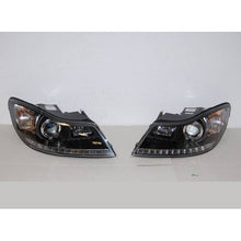 Load image into Gallery viewer, Fari Anteriori Day Light Skoda Octavia '09 Black