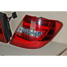 Carica l'immagine nel visualizzatore di Gallery, Fanali Posteriori Cardna Mercedes Classe C W204 2011-2014 Led Red Clear