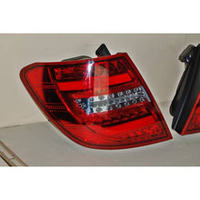 Carica l'immagine nel visualizzatore di Gallery, Fanali Posteriori Cardna Mercedes Classe C W204 2011-2014 Led Red Clear