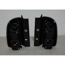 Carica l'immagine nel visualizzatore di Gallery, Fanali Posteriori Led Dacia Duster '10 Black