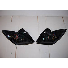 Carica l'immagine nel visualizzatore di Gallery, Fanali Posteriori Cardna Opel Astra H 3 Porte 04-08 Led Black