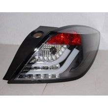 Carica l'immagine nel visualizzatore di Gallery, Fanali Posteriori Cardna Opel Astra H 3 Porte 04-08 Led Black