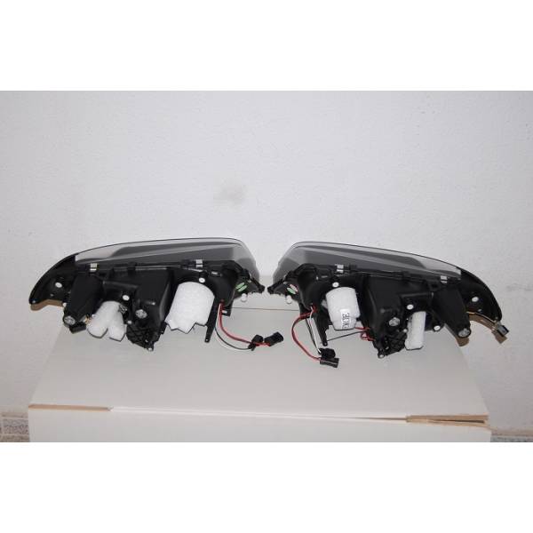 Fari Anteriori Angel Eyes BMW Serie 3 E46 '99-02 2P. Elect. Black Mod.II