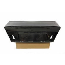 Carica l'immagine nel visualizzatore di Gallery, Portellone in Carbonio BMW Serie 3 E46 99-05 2P / E46 M3 conversione in CSL