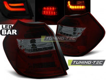 Load image into Gallery viewer, Fanali Posteriori LED BAR Rossi SMOKE per BMW Serie 1 E87/E81 09.07-11 LCI