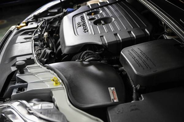 Armaspeed Presa d'Aria Aspirazione in Carbonio FORD FOCUS MK3