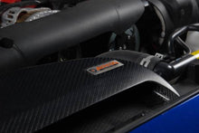 Load image into Gallery viewer, Armaspeed Kit Aspirazione Aria in CARBONIO SUBARU IMPREZA EJ25 2.5L WRX STI
