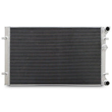 Carica l'immagine nel visualizzatore di Gallery, Radiatore Sportivo ad alto flusso da 40 mm Audi A3 8L / TT 8N / Volkswagen Golf MK4 / Seat Leon 1M / Skoda Octavia 1U 98-06