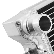 Carica l'immagine nel visualizzatore di Gallery, Radiatore Sportivo ad alto flusso da 40 mm Audi A3 8L / TT 8N / Volkswagen Golf MK4 / Seat Leon 1M / Skoda Octavia 1U 98-06