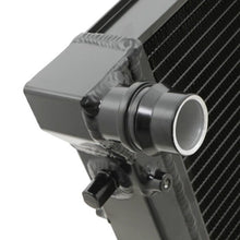Carica l'immagine nel visualizzatore di Gallery, Radiatore Sportivo ad alto flusso da 42 mm Audi A3 8L / S3 / TT 8N / Seat Leon 1M / Volkswagen Golf MK4/ Skoda Octavia 1U 95-06