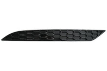 Carica l'immagine nel visualizzatore di Gallery, Honeycomb Riflettori Paraurti Posteriori Cover VW Golf 7.5 (2017-2019)