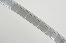 Carica l'immagine nel visualizzatore di Gallery, Paraurti Posteriore Protector Sill Plate Foot Plate Aluminum Cover VW Golf VII 7 7.5 5G Hatchback (2012-2019)