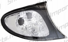 Load image into Gallery viewer, BMW Serie 3 E46 4D 01-03 Frecce Anteriori Nere/Crystal