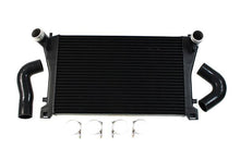 Carica l'immagine nel visualizzatore di Gallery, Intercooler - VW Jetta Passat Golf MK7 R GTI Audi A3 S3 8V Skoda Octavia 3 RS 1.8T 2.0T 50mm