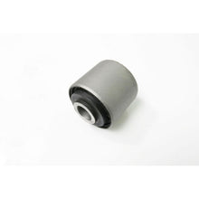 Carica l'immagine nel visualizzatore di Gallery, Hardrace Boccole LOWER ARM Posteriore Plastica - TOYOTA LAND CRUISER J80 90-97