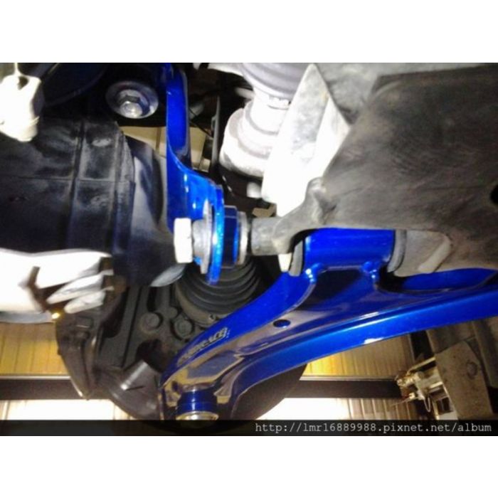 Hardrace UPPER ARM Anteriore - Nissan TIIDA 04-12 C11