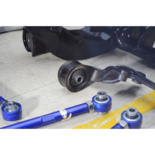 Carica l'immagine nel visualizzatore di Gallery, Hardrace Boccole Supporti Differenziale Posteriore Plastica 2 Pezzi - MAZDA RX-7 FD 91-02