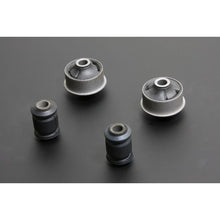 Carica l'immagine nel visualizzatore di Gallery, Hardrace Boccole LOWER ARM Anteriore Plastica - TOYOTA ALPHARD 08-15