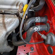Carica l'immagine nel visualizzatore di Gallery, Kit manicotti riscaldamento in silicone Cooling Solutions Mazda MX-5 Mk2 e NB - confezione