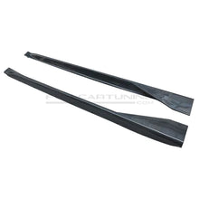 Carica l'immagine nel visualizzatore di Gallery, CarbonWorks Minigonne laterali in carbonio pre-preg per BMW M3 G80 dal 2020 e M4 G82/G83 dal 2020 - foto 2