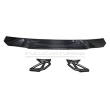 Carica l'immagine nel visualizzatore di Gallery, CarbonWorks Spoiler posteriore V-Style in carbonio per BMW Serie 3 F30/F80 2011-2018 e Serie 4 F32/F33/F82/F83/G23/G83 dal