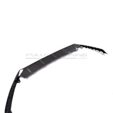Carica l'immagine nel visualizzatore di Gallery, CarbonWorks Lip paraurti anteriore in carbonio per Ford Focus 2015-2020 - foto 4