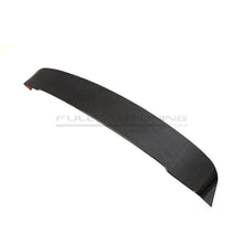 Carica l'immagine nel visualizzatore di Gallery, CarbonWorks Spoiler posteriore baule in carbonio per Volkswagen Transporter T6/T7 dal 2015 (con portellone) - foto 1