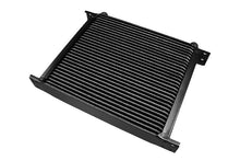 Carica l'immagine nel visualizzatore di Gallery, Radiatore olio universale FMIC 30-Row maschio AN10 nero - vista 2
