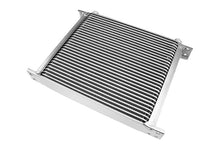 Carica l'immagine nel visualizzatore di Gallery, Radiatore olio universale FMIC 30-Row maschio AN10 argento naturale - vista 3
