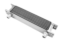 Carica l'immagine nel visualizzatore di Gallery, Radiatore olio universale FMIC 9-row maschio AN10 argento (naturale) - vista 3