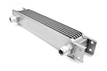 Carica l'immagine nel visualizzatore di Gallery, Radiatore olio universale FMIC 7-Row femmina 1/2" argento naturale - vista 1