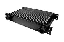 Carica l'immagine nel visualizzatore di Gallery, Radiatore olio universale FMIC 25-row femmina 1/2" nero - vista 4