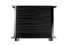 Carica l'immagine nel visualizzatore di Gallery, Radiatore olio universale FMIC 30-row femmina 1/2" nero - vista 1