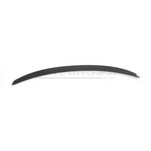 Carica l'immagine nel visualizzatore di Gallery, CarbonWorks Spoiler posteriore Performance in carbonio per BMW Serie 7 G11/G12 dal 2015 – cod. 120835 - foto 2