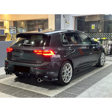 Carica l'immagine nel visualizzatore di Gallery, CarbonWorks Lip paraurti posteriore in carbonio per Volkswagen Golf CD1 dal 2020 - foto 3
