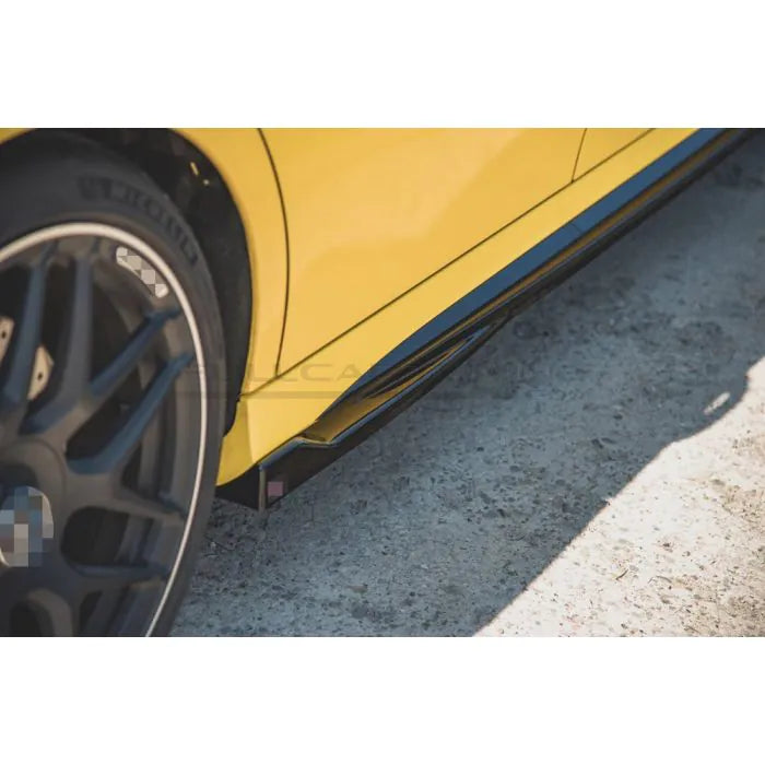 CarbonWorks Minigonne laterali in carbonio per Mercedes-Benz Classe A W177 dal 2018 e Cla C118 dal 2019 - foto 4