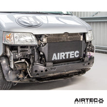 Carica l'immagine nel visualizzatore di Gallery, Aggiornamento intercooler AIRTEC Motorsport per VW Transporter T5 / T6 - dettaglio 7