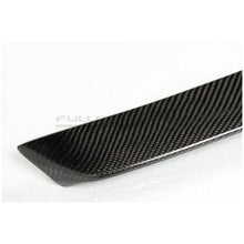Carica l'immagine nel visualizzatore di Gallery, CarbonWorks Spoiler posteriore AMG Style in carbonio per Mercedes-Benz Classe C W204 2007-2014 - foto 3