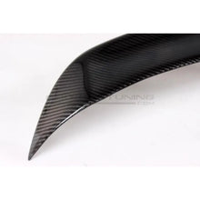 Carica l'immagine nel visualizzatore di Gallery, CarbonWorks Spoiler posteriore Osia Style in carbonio per Volkswagen Golf 2008-2013 - foto 3