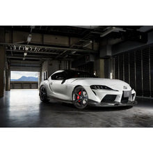 Carica l'immagine nel visualizzatore di Gallery, CarbonWorks Lip paraurti anteriore in carbonio per Toyota Supra A90 dal 2019 – cod. 159956 - foto 4