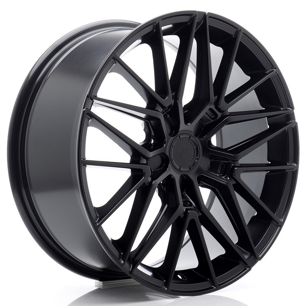 Cerchio in Lega JAPAN RACING JR38 18x8 ET20-45 5H con foratura su misura Matt Black