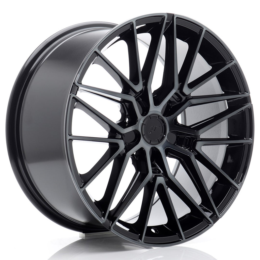 Cerchio in Lega JAPAN RACING JR38 18x9 ET20-45 5H con foratura su misura Black Machined w/ Tinted Face