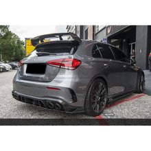 Carica l'immagine nel visualizzatore di Gallery, CarbonWorks Lip paraurti posteriore in carbonio per Mercedes-Benz Classe A V177/W177 dal 2018 - foto 3