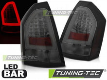 Load image into Gallery viewer, Fanali Posteriori CHRYSLER 300C 05-08 SMOKE LED BAR