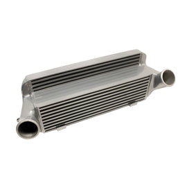 Dettaglio della massa radiante da 5 pollici dell'intercooler Cooling Solutions per BMW N54 N55